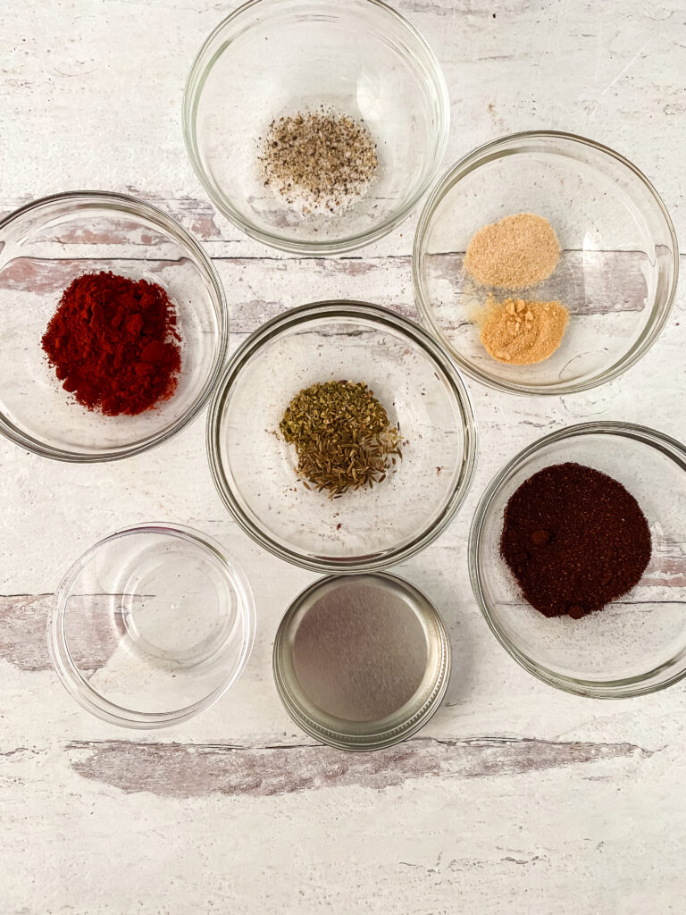 Copy Cat How to Make a Homemade Taco Seasoning Recipe on www.theaffordablefoodie.com
