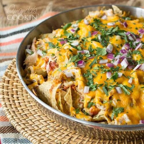 Rotisserie chicken nachos on amandascookin.com