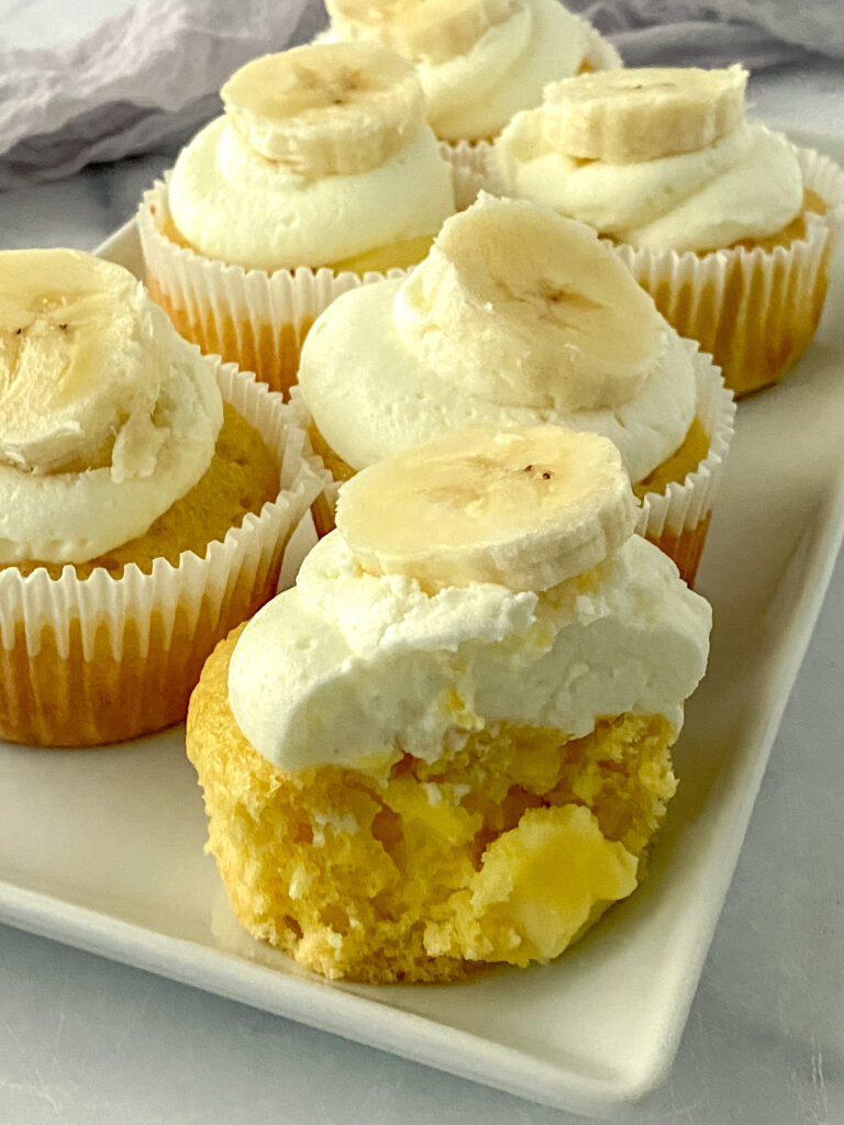 Banana Cream Pie Cupcakes Recipe at www.chefkimihou.com