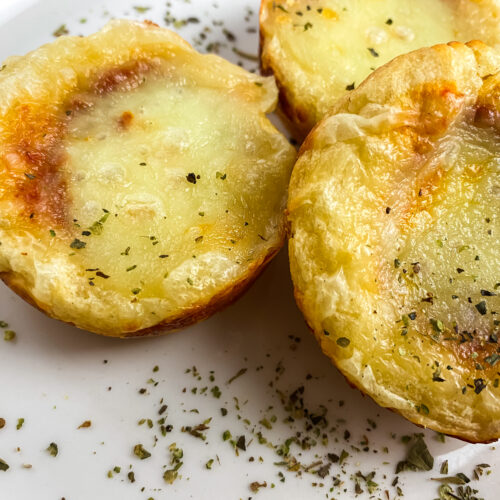 Mini Deep Dish Pizza at www.theaffordablefoodie.com