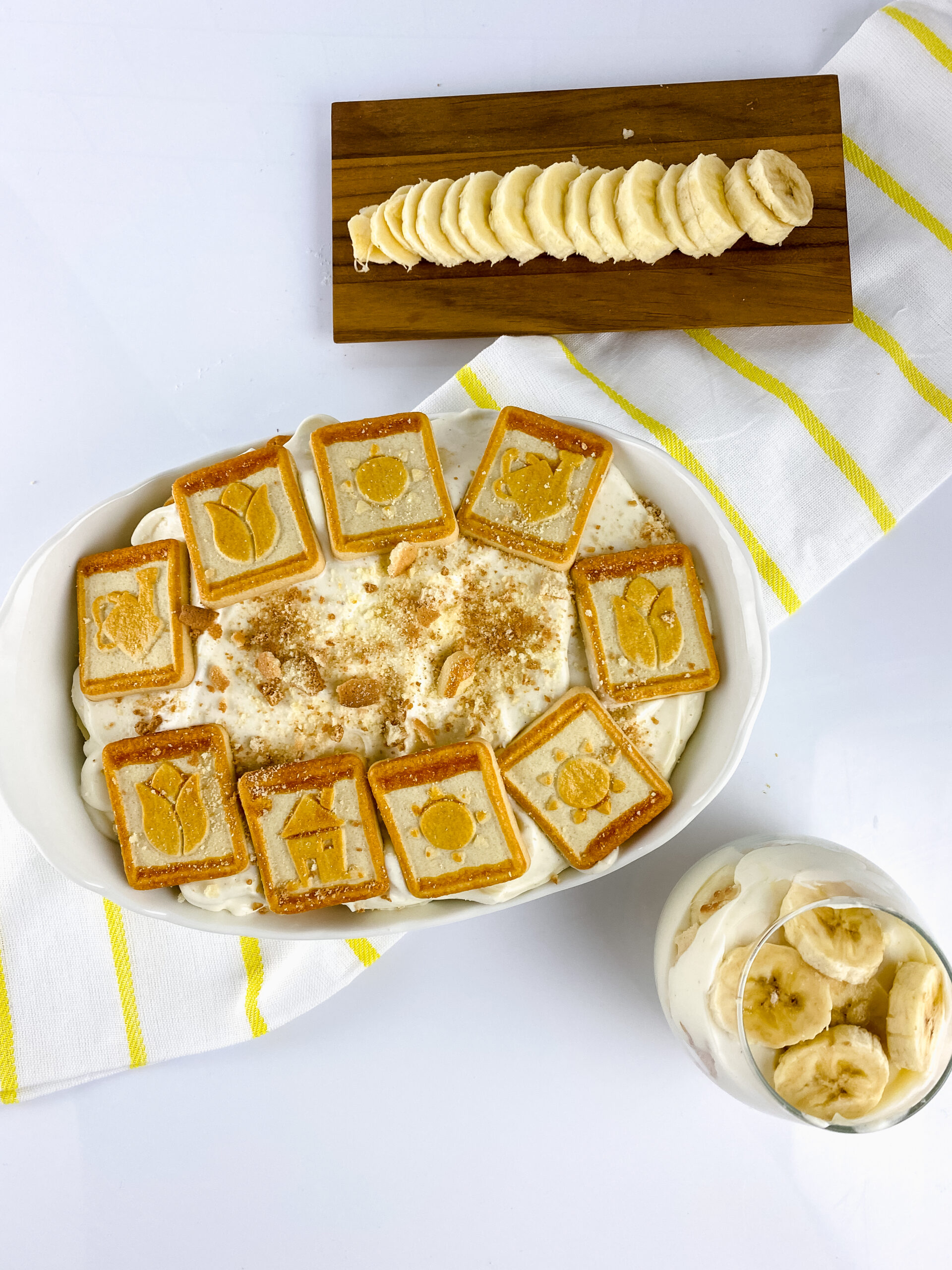 no-bake banana pudding at www.theaffordablefoodie.com