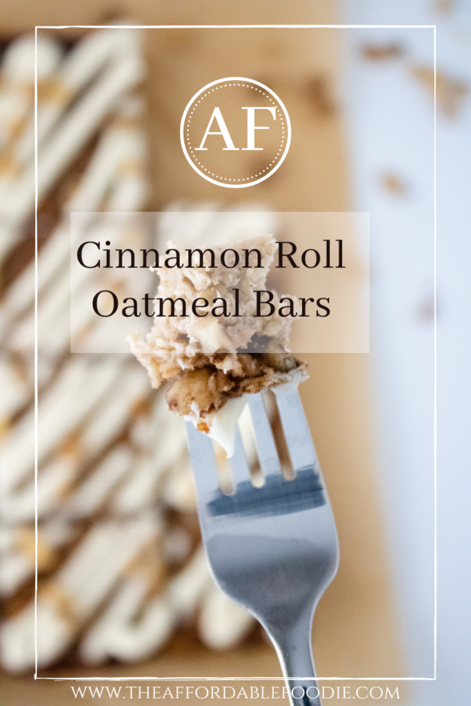 Cinnamon Roll Oatmeal Bars